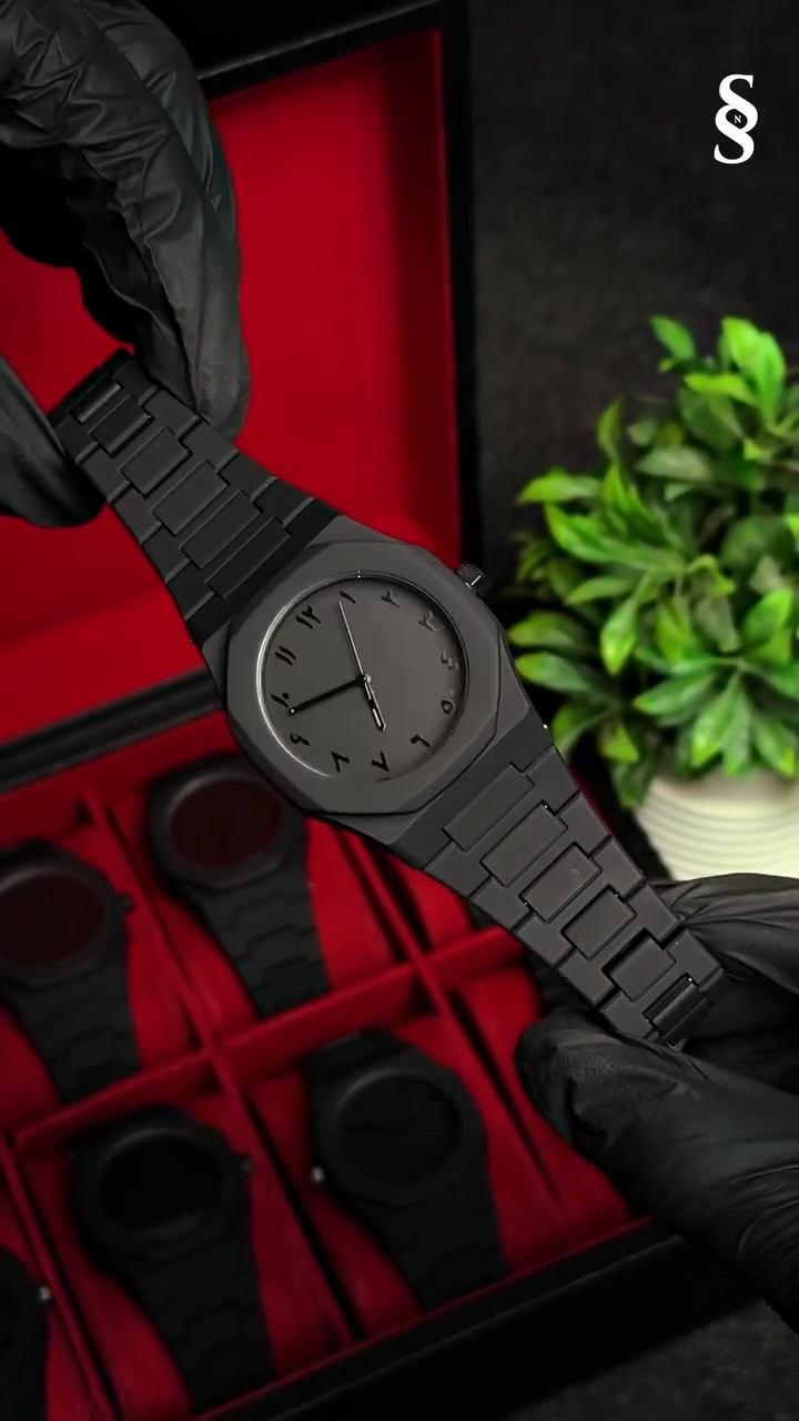 Black Arabic Aura – The Watch That Speaks Culture